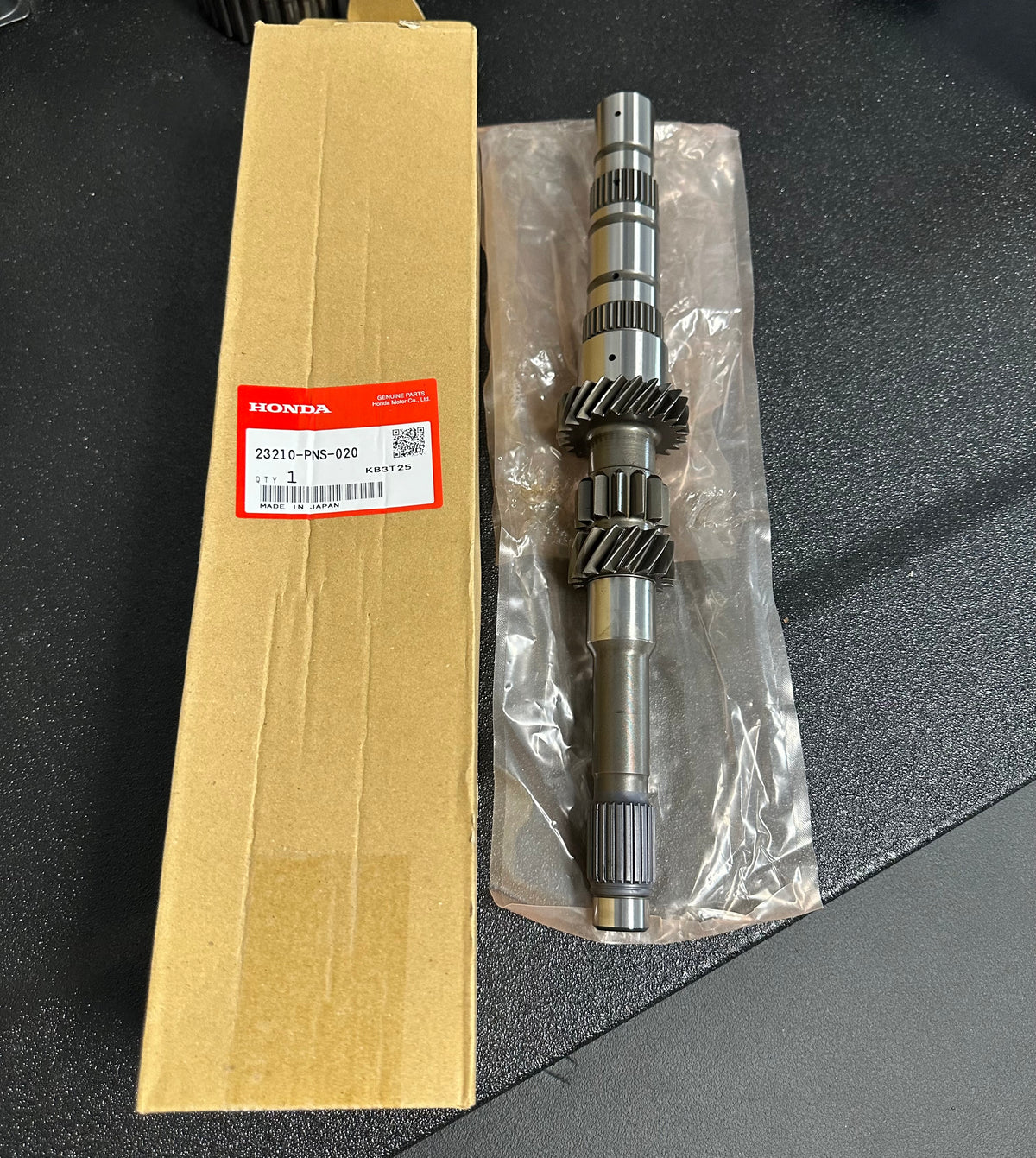 HONDA GENUINE INPUT MAIN SHAFT 23210-PNS-020 CIVIC Si ACURA RSX TYPE-S A2/Z1/Z3